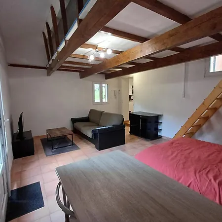 Gæstehus La Petite Maison Nimoise Nîmes